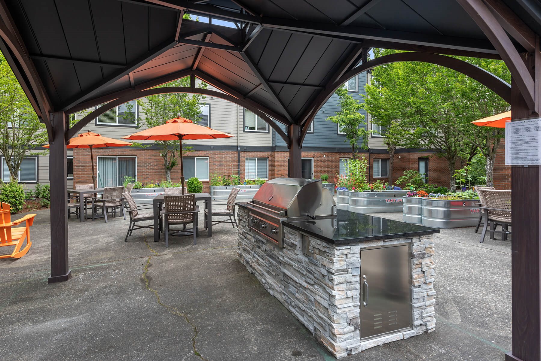 Courtyard grilling at Meridian Court Apartments in Federal Way WA